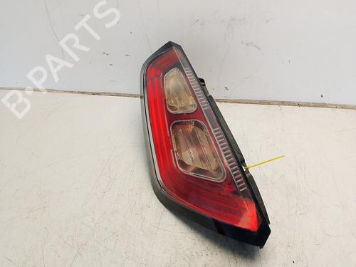 left-taillight-fiat-grande-punto-199_-2005-37800860 main image