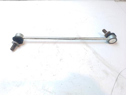 Used Right front suspension arm TOYOTA COROLLA Hatchback (_E21_, _EA1_, _EH1_) [2018-2025]  22697754