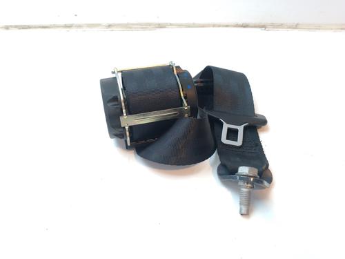 Used Rear left seatbelt Rear left seatbelt 21044608 21044608