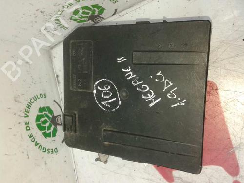 Used Fuse box RENAULT MEGANE II Saloon (LM0/1_) [2003-2025]  7951091