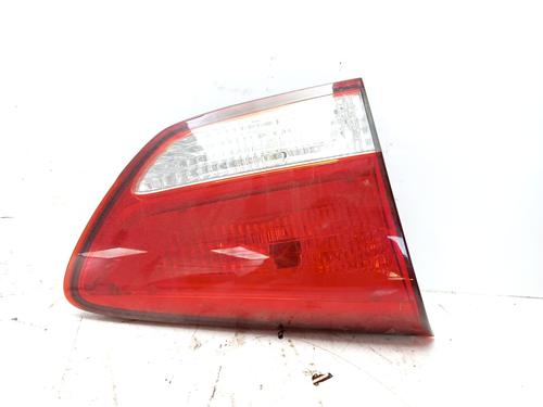 right-tailgate-light-kia-carens-iv-92404a4020-2013-19807863 main image