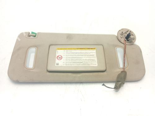 Used Right sun visor Right sun visor 30856314 30856314