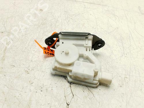 tailgate-lock-renault-kadjar-ha_-hl_-2015-38649962 main image