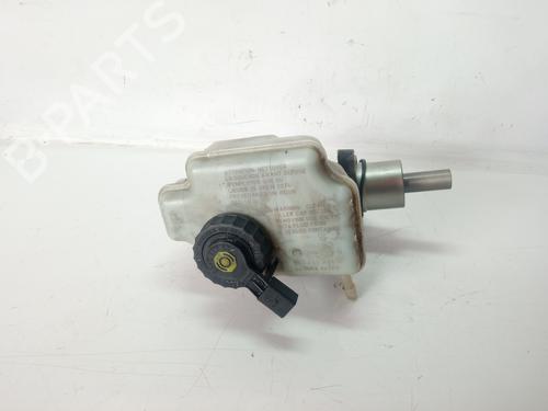 Used Brake master cylinder Brake master cylinder 10506726 10506726