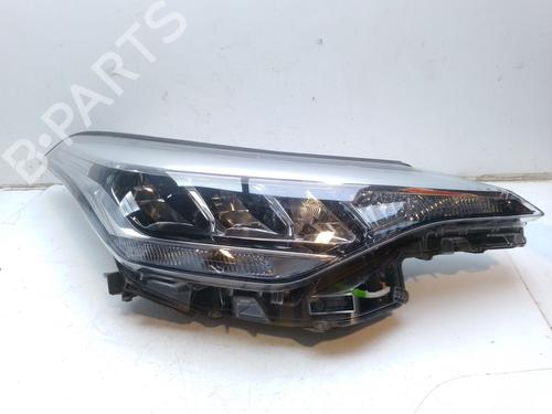 right-headlight-toyota-c-hr-_x1_-2016-25019071 main image