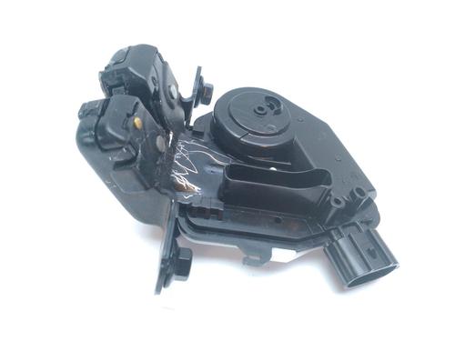 Tailgate lock TOYOTA COROLLA Hatchback (_E21_, _EA1_, _EH1_) 1.8 Hybrid (ZWE211) | BP15962811C101 