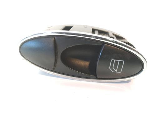 Used Right rear window switch Right rear window switch 10540557 10540557