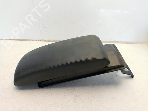 Used Armrest / Center console Armrest / Center console 38061546 38061546