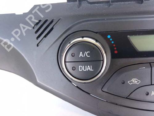 Climate control TOYOTA YARIS (_P13_) 1.5 Hybrid (NHP130_, NHP130) | BP7964188I5 