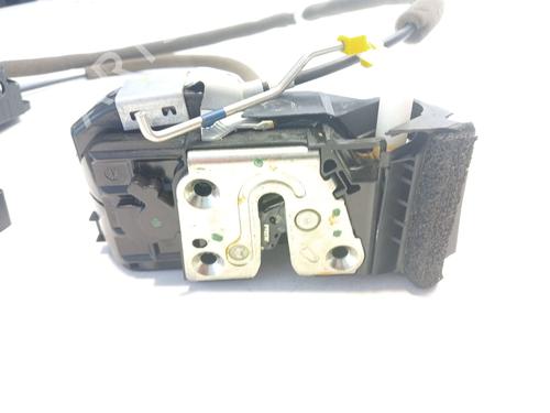 Front left lock RENAULT KADJAR (HA_, HL_) 1.6 TCe 165 (HLMH) | BP29735122C98 