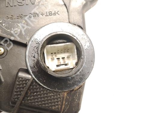 Front left lock TOYOTA AVENSIS Saloon (_T25_) 2.2 D-4D (ADT251_, ADT251R) | BP32386780C98 