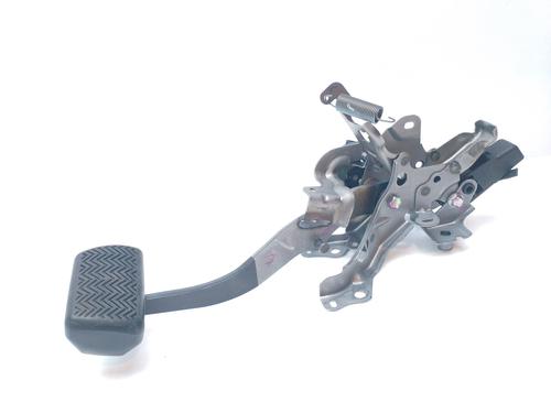Break pedal TOYOTA YARIS (_P13_)  | BP16772559I19 