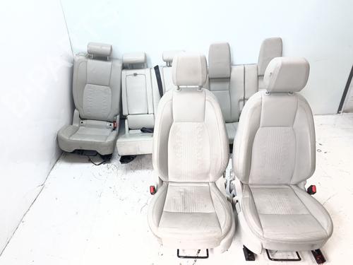 Used Seats set Seats set 38069704 38069704