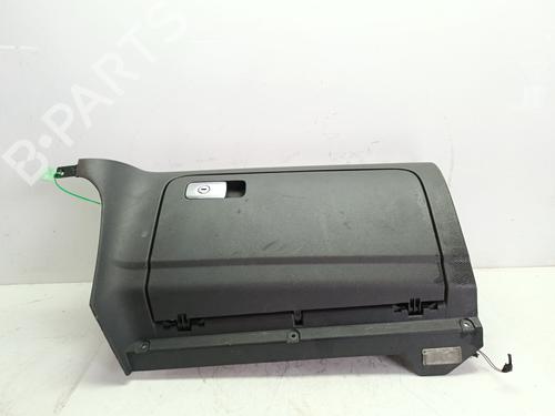 Guantera Guantera VW GOLF V (1K1) 1.9 TDI (105 hp) 33266659 33266659