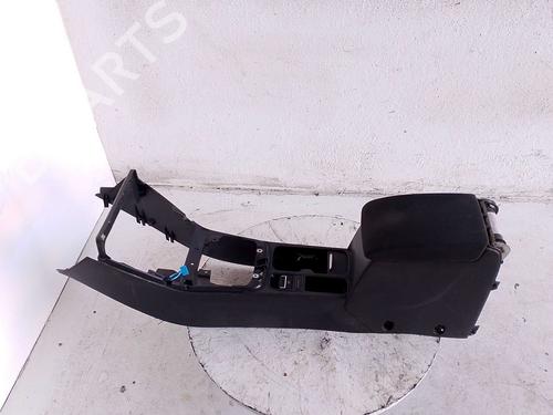 Middle console VW TIGUAN (5N_) 2.0 TDI 4motion | BP38013560I22 - Image 4