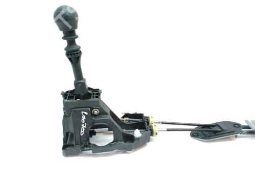 Gear lever TOYOTA YARIS (_P13_) 1.5 Hybrid (NHP130_, NHP130) | BP17674377M90 