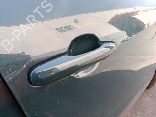 front-right-exterior-door-handle-toyota-yaris-cross-mxp_-2020-37695374 main image
