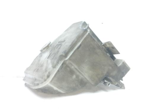 windscreen-washer-tank-bmw-3-e46-320-d-61677008057-1997-1998-1999-2000-2001-2002-2003-2004-2005-20690766 main image