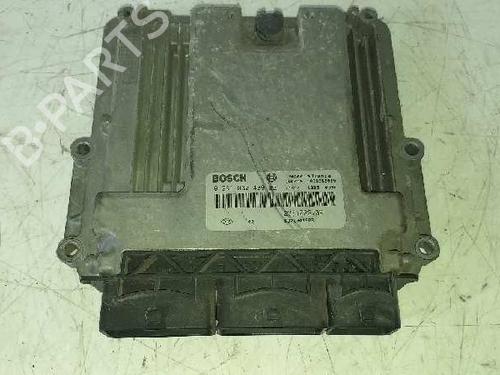 Used Engine control unit (ECU) Engine control unit (ECU) 7957462 7957462