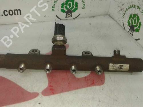 Used Injection rail Injection rail 11788720 11788720