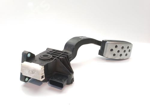 Pedal OPEL CORSA E (X15)  | BP11360737I4 