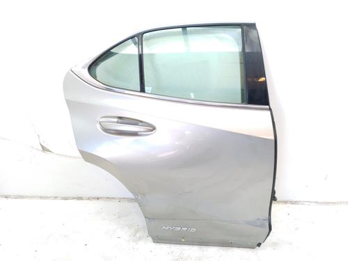right-rear-door-lexus-ux-_aa1_-_ah1_-_ma1_-6700379035-2018-18201035 main image
