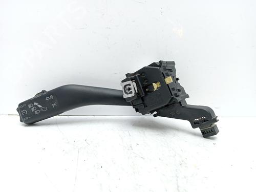 Used Steering column stalk SEAT LEON (1P1) [2005-2013]  18781399