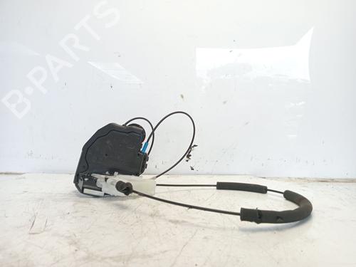 rear-right-lock-toyota-c-hr-_x1_-2016-26308429 main image