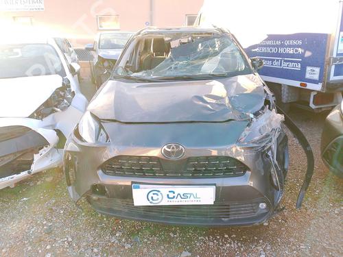 Ricambi TOYOTA YARIS CROSS (MXP_)  1.5 Hybrid All-wheel Drive (MXPJ15)  4861057