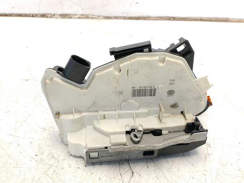 hjre-bagtil-las-vw-up-121-122-bl1-bl2-bl3-123-2011-37695942 main image