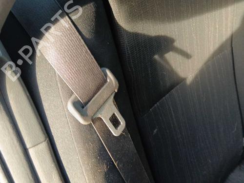 Sikkerhedssele bag højre Sikkerhedssele bag højre TOYOTA COROLLA Saloon (_E15_) 1.3 (NRE150) (101 hp) 39685514 39685514