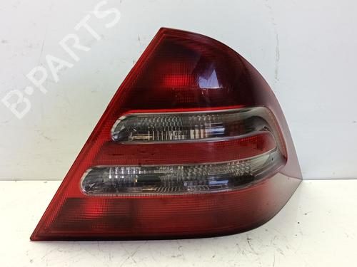 Used Right taillight Right taillight 33538596 33538596