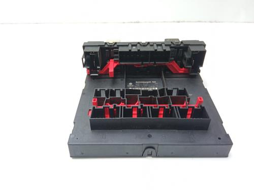 Used Fuse box Fuse box 12310304 12310304