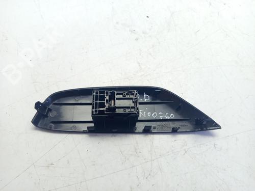 Used Right front window switch Right front window switch 31158034 31158034