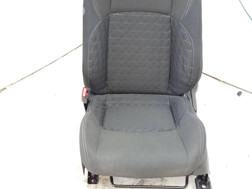 Used Right front seat TOYOTA C-HR (_X1_) [2016-2025]  31191408