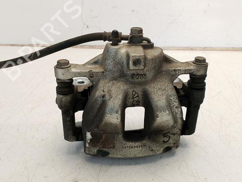 Used Right front brake caliper Right front brake caliper 36505054 36505054