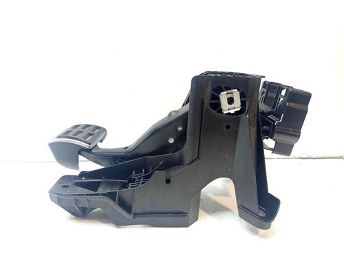 bremsepedal VW TIGUAN (AD1, AX1) 2.0 TDI (150 hp) 31921247