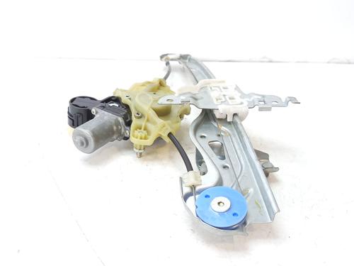 Moteur de lève-vitre arrière droit TOYOTA COROLLA Hatchback (_E21_, _EA1_, _EH1_) | BP30923832E22