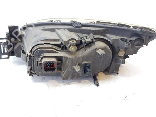 Right headlight FORD MONDEO III Saloon (B4Y) 2.0 16V DI / TDDi / TDCi | BP30519372C29