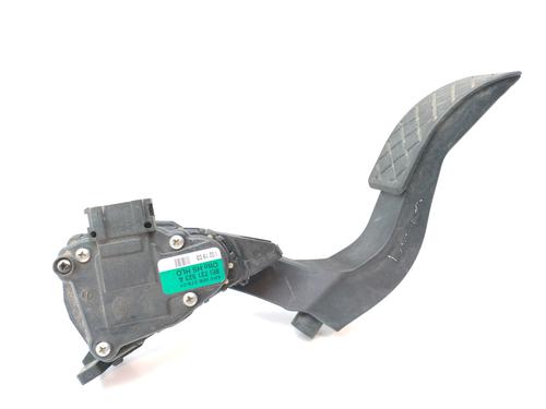 Used Pedal Pedal 15664873 15664873