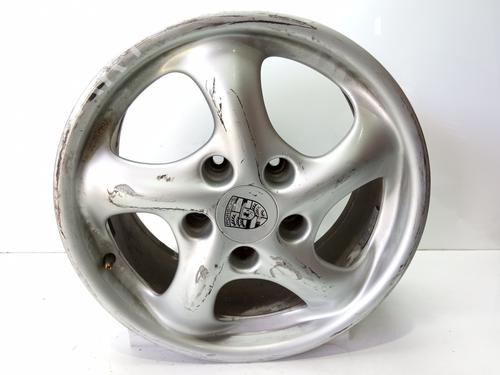 Used Rim Rim 13257578 13257578
