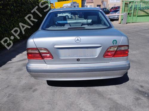 Bekleding achter links MERCEDES-BENZ E-CLASS (W211) E 320 CDI (211.026) | BP19041028C60 