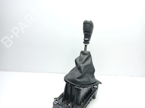 Used Gear lever RENAULT CLIO IV (BH_) 0.9 TCe 90 (BHNF, BHMA, BHMH, BHJK, BHJR) (90 hp) 17050802
