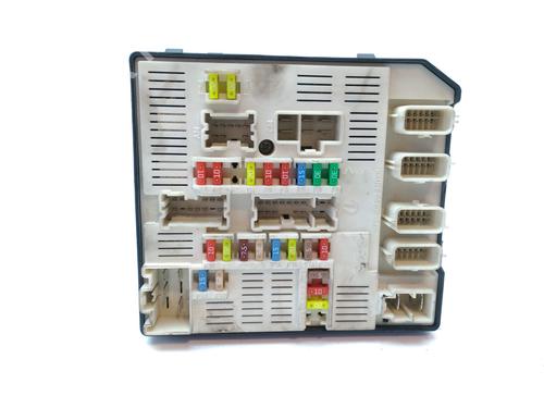 Used Fuse box Fuse box 15003300 15003300