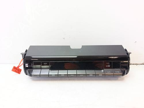 Used Climate control Climate control 37793120 37793120
