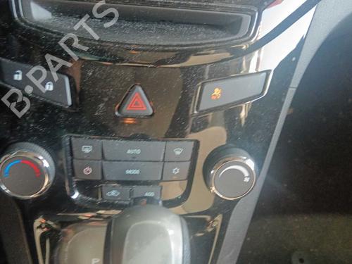 Used Climate control Climate control 37695603 37695603