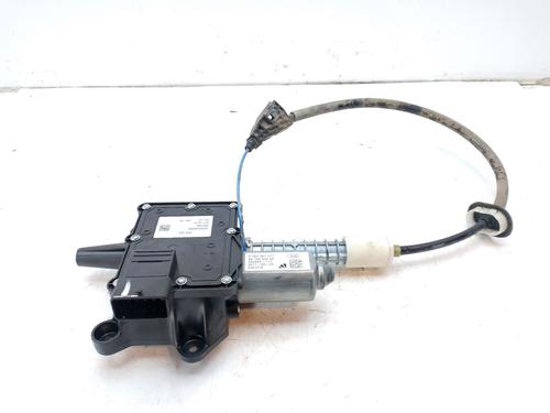 BP24138912I18 main image