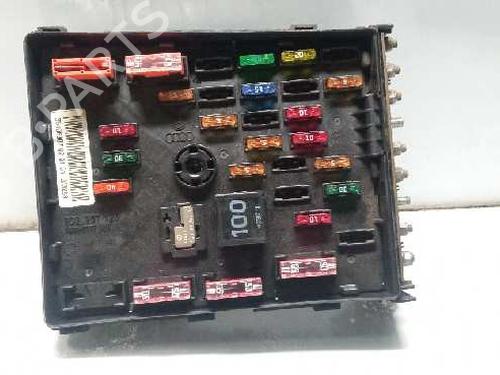 Used Fuse box Fuse box 8813099 8813099