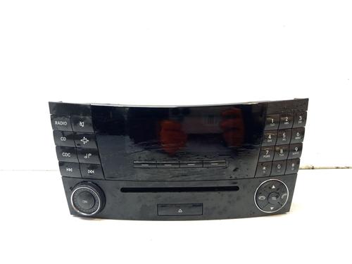 Used Radio Radio MERCEDES-BENZ E-CLASS (W211) E 220 CDI (211.008) (170 hp) 33887715 33887715