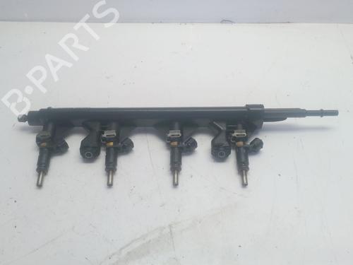 Used Injection rail Injection rail 33759791 33759791